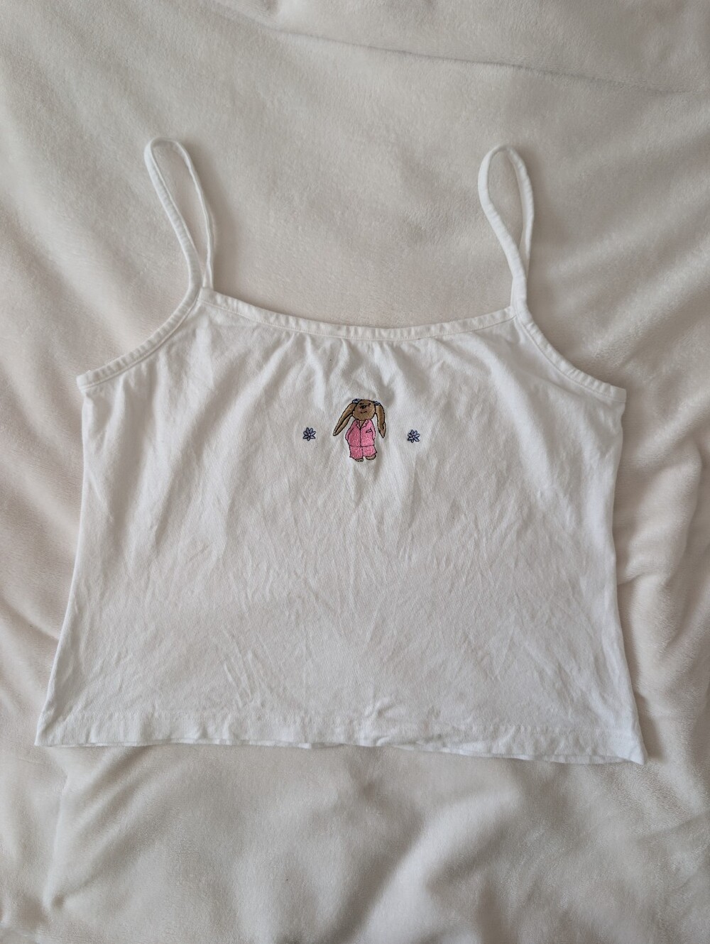 '90S Vintage White Spaghetti Strap Tank Top with Embroidered Bunny